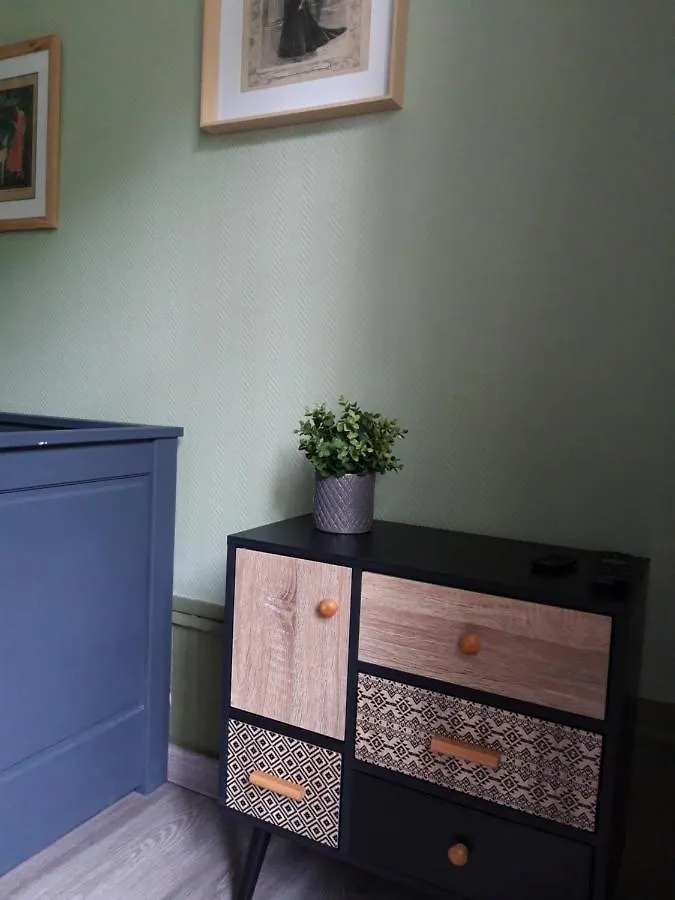 Le 110, Un Grand Studio 2 Etoiles, Pour Tout Faire A Pied Aix-les-Bains 0*,
